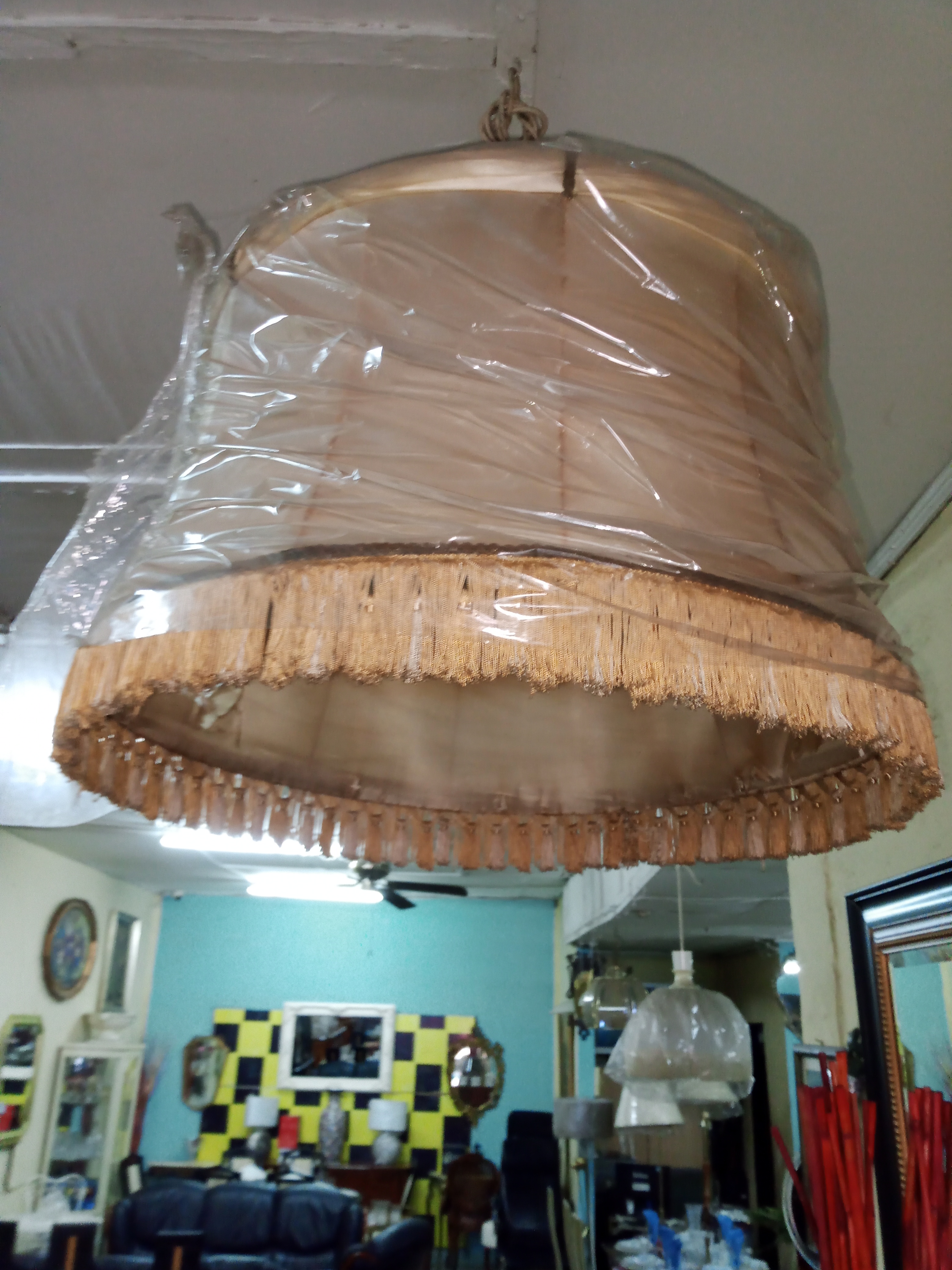 Lustre de style industriel